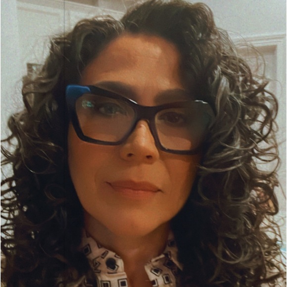 Meet your Posher, Myrna - Picture 1 of 1